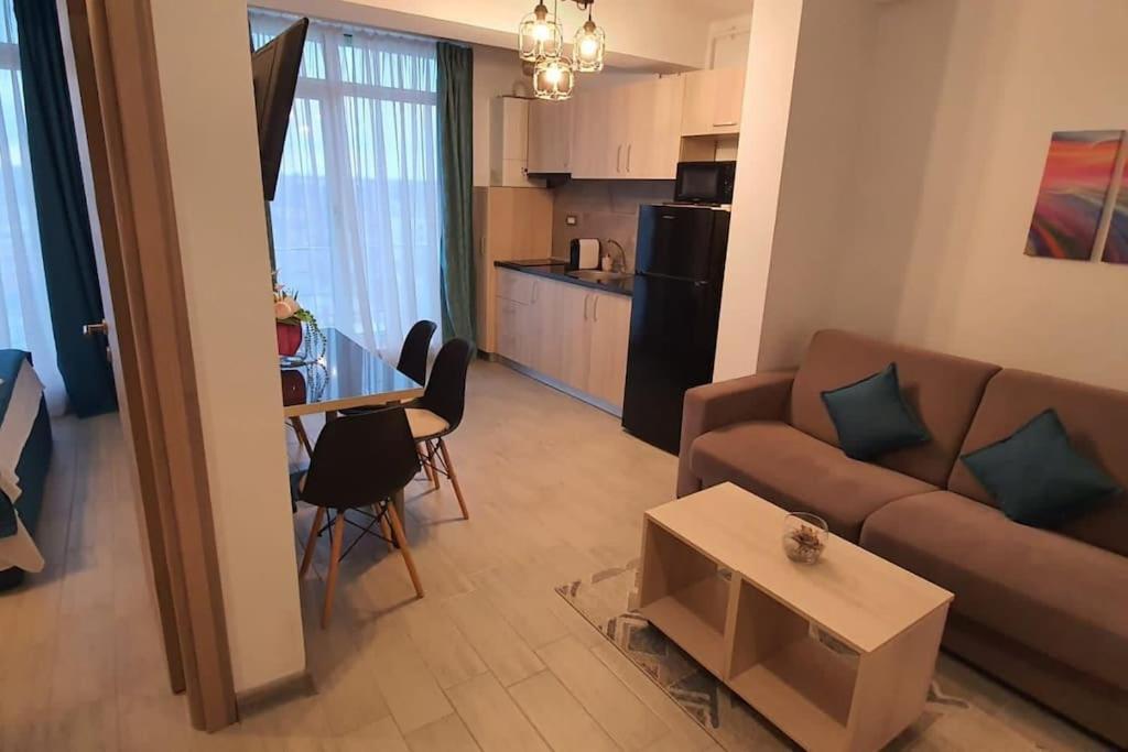 Alezzy Beach Apartament Prima Linie La Mare Navodari Exterior photo